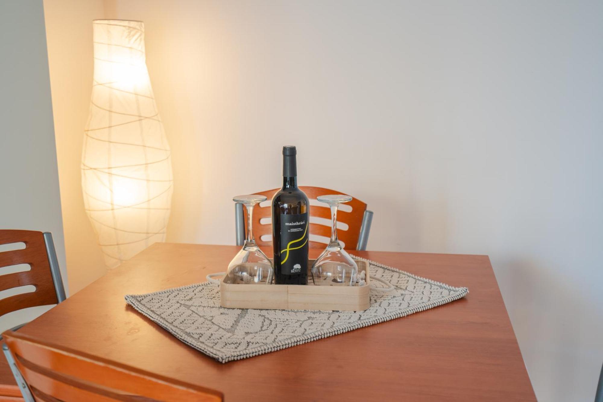Il Faro Apartment Porto Torres Luaran gambar
